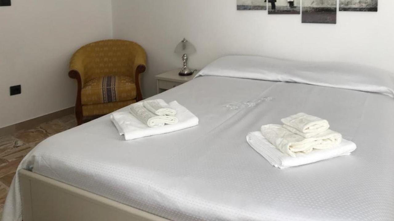 Casa Vacanze Zarinu Orgosolo Zewnętrze zdjęcie